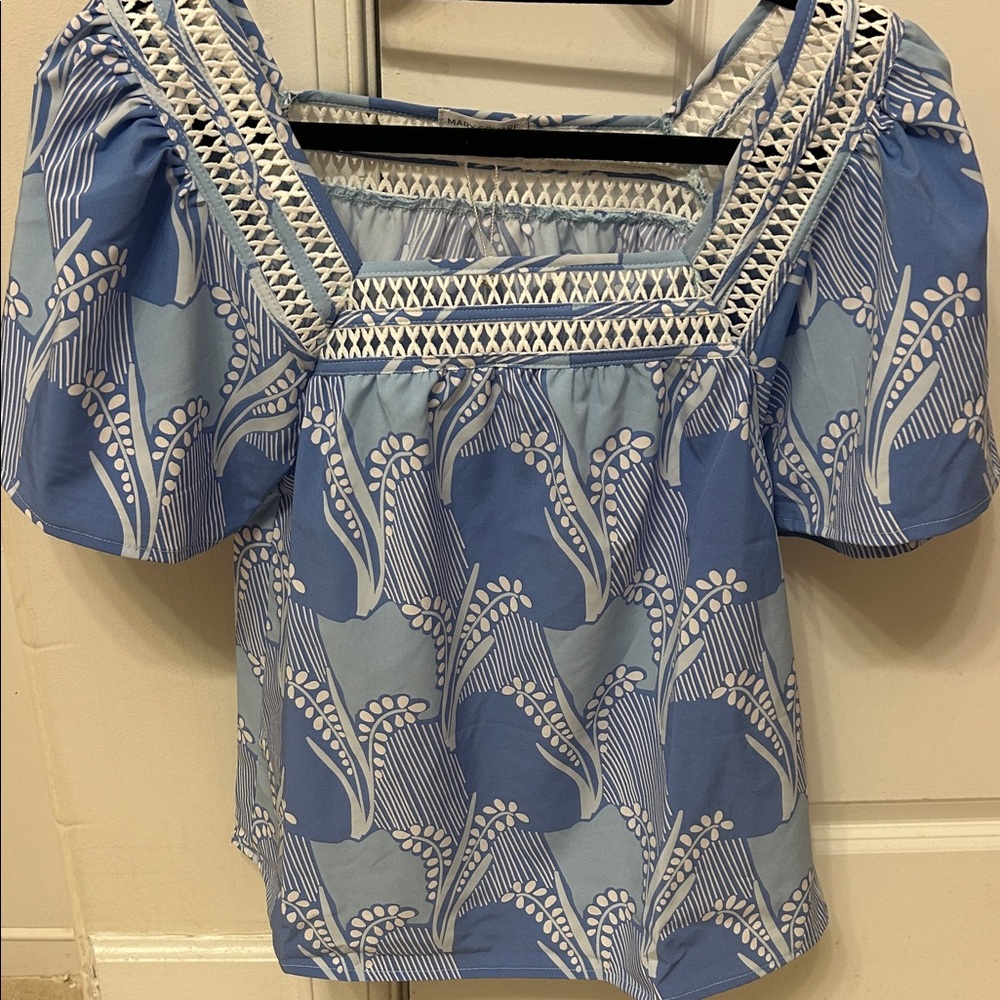 NWT Light Blue Printed Square-Neck Women's Blouse with Embroidered Trim